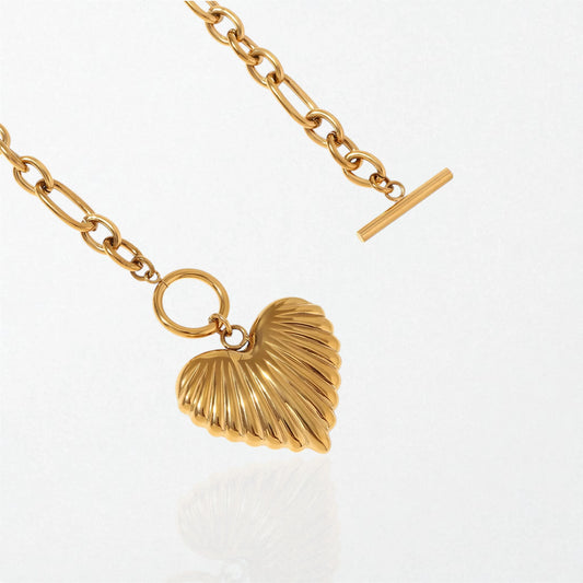 Chunky Fluted Heart Toggle Necklace - 18K Gold Plated - Aurelia