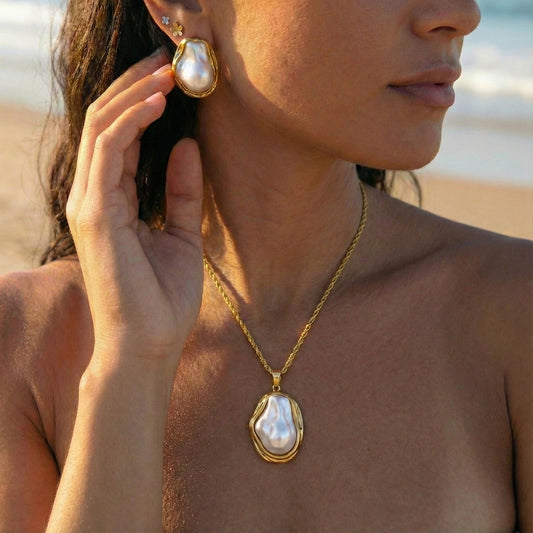 Vintage Pearl Statement Necklace - 18K Gold Plated - Sienne